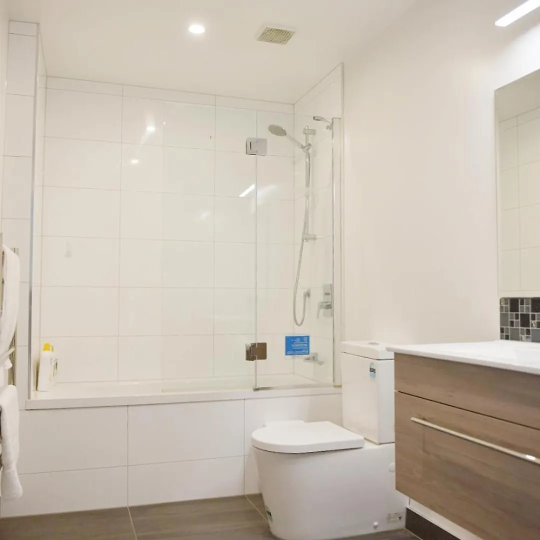 Holiday home Johnsonville Brand New Lovely Townhouse Wellington