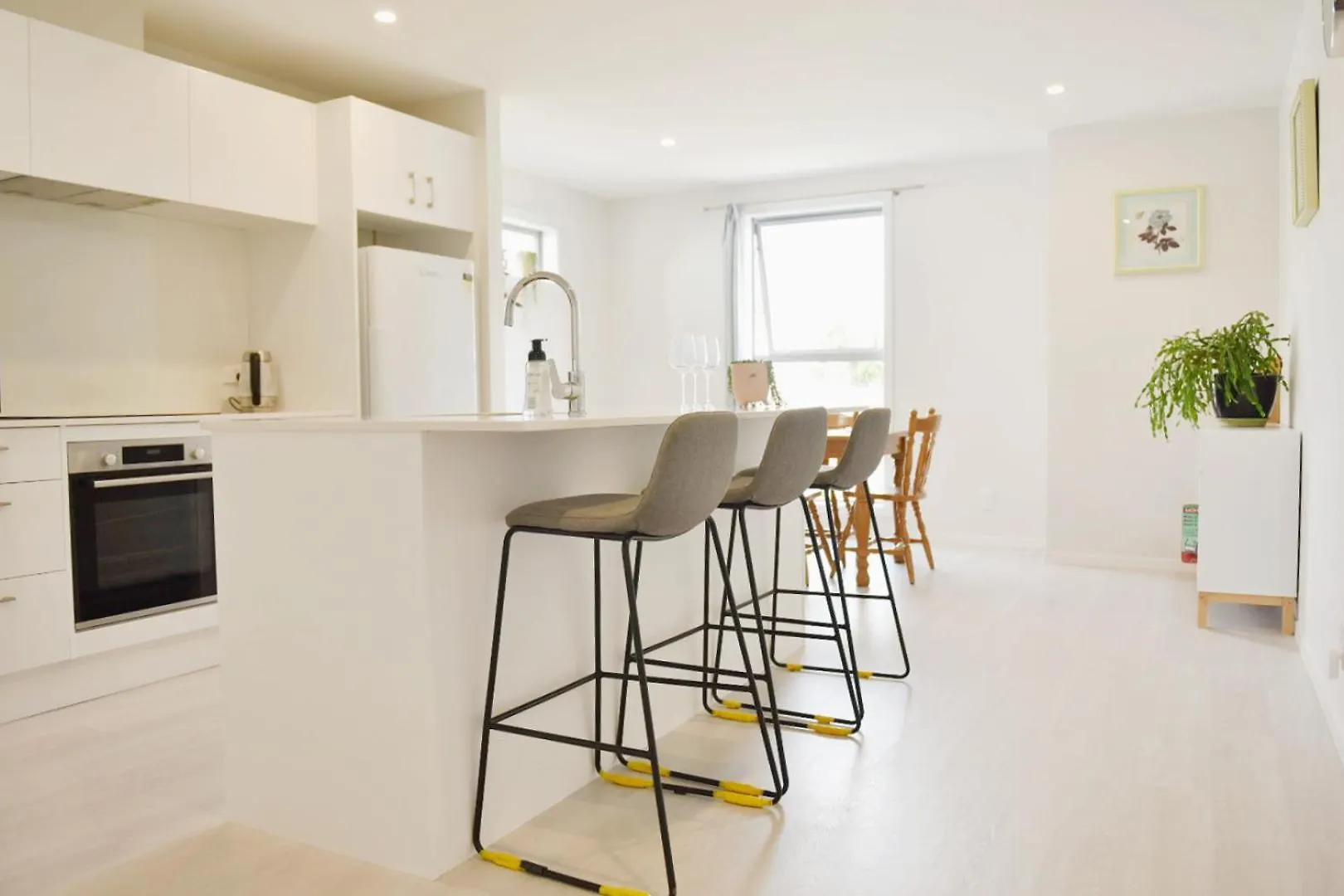Holiday home Johnsonville Brand New Lovely Townhouse Wellington